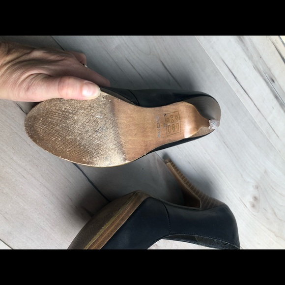 Aldo genuine leather black pumps - Picture 5 of 8